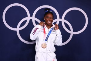 Biles luôn nỗ lực không mệt mỏi